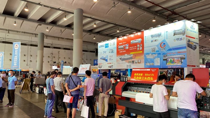 广告设计常用参数解析：揭秘展台搭建的“密码”**